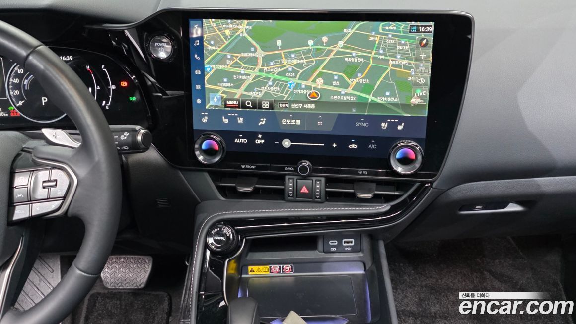 Lexus NX 2025