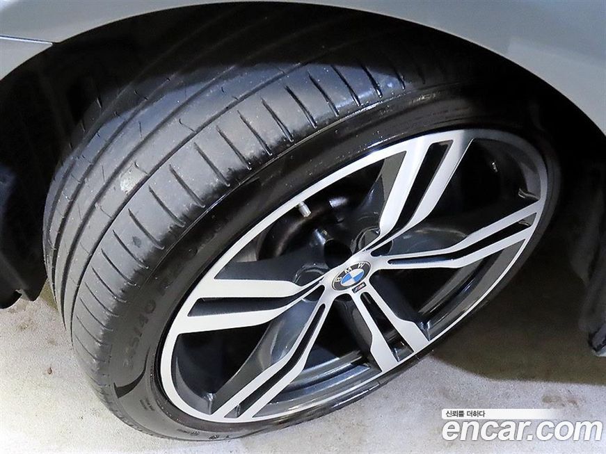 BMW Gran Turismo 2023