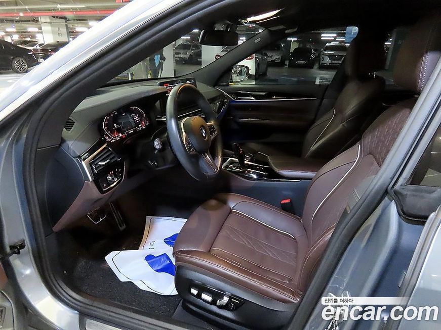 BMW Gran Turismo 2023