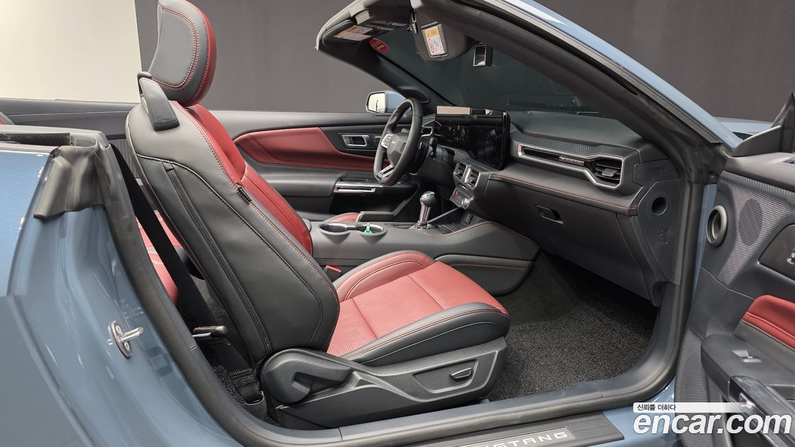 Ford Mustang 2024