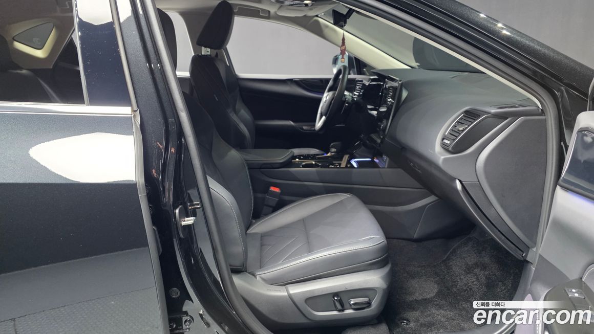 Lexus NX 2025