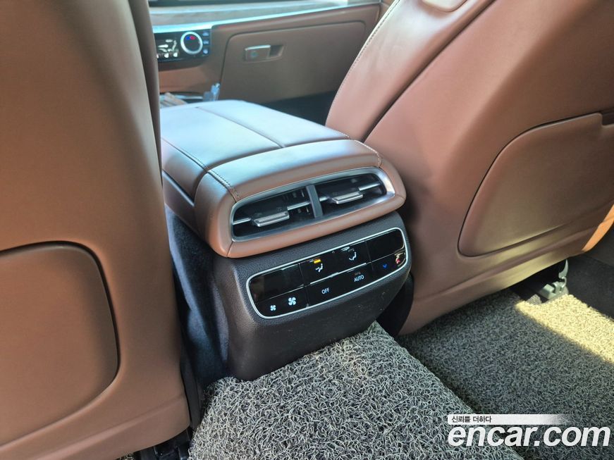 Genesis G80 2023