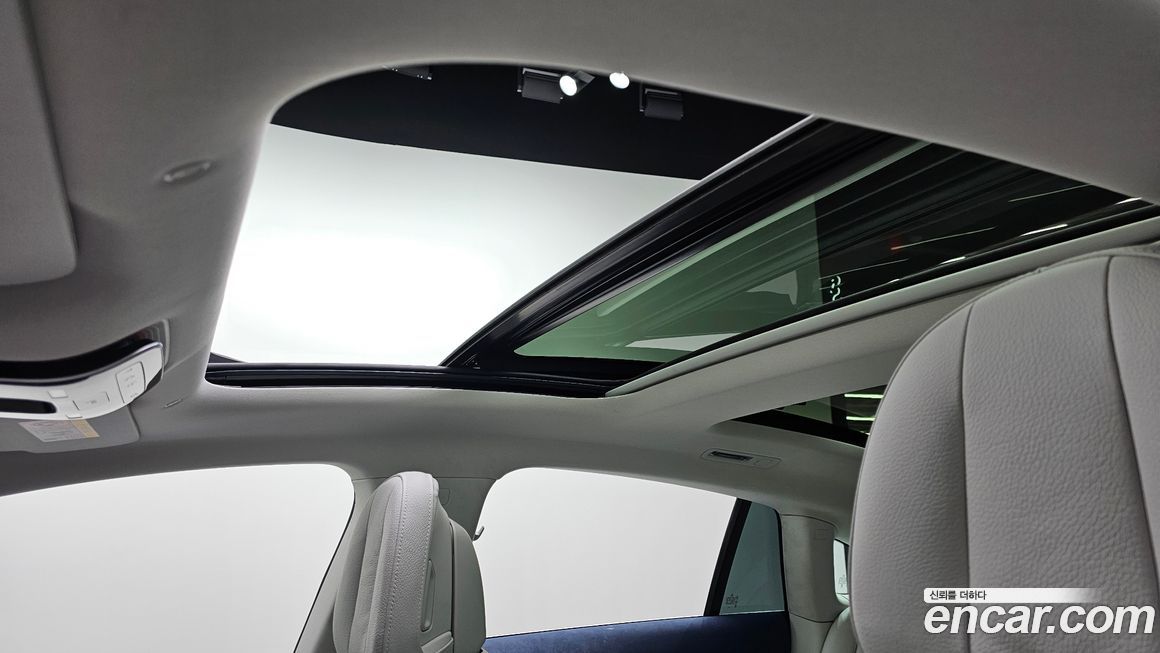 Mercedes-Benz EQE 2023