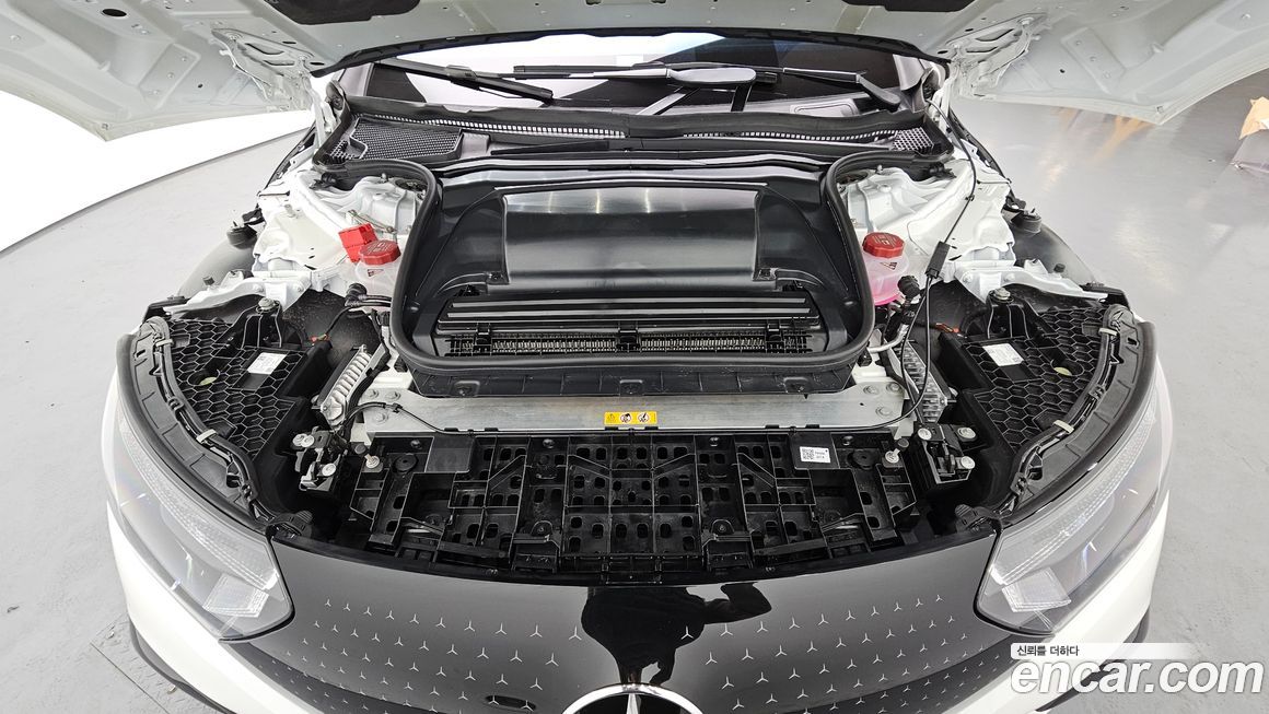 Mercedes-Benz EQE 2023