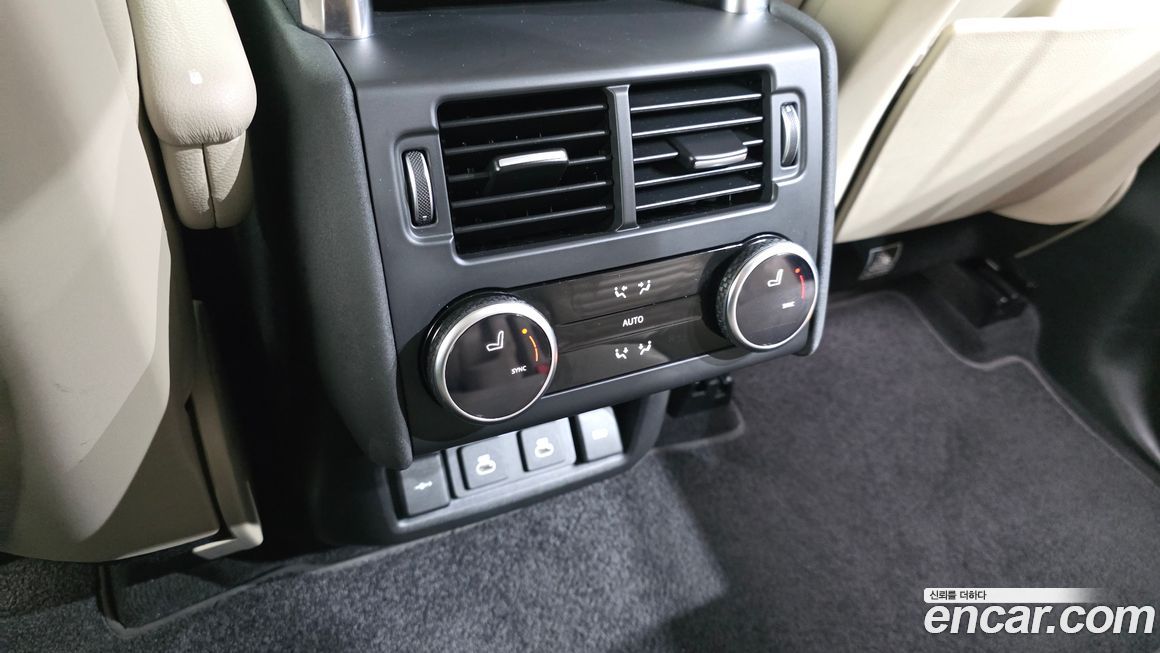 Land Rover Discovery 2022