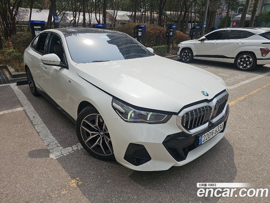 BMW 5-Series 2025