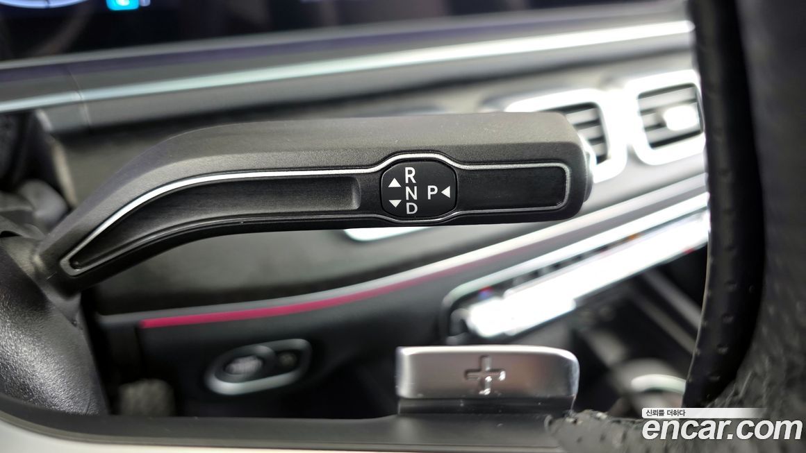 Mercedes-Benz GLE-Class 2023