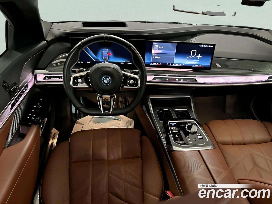 BMW i7 2024