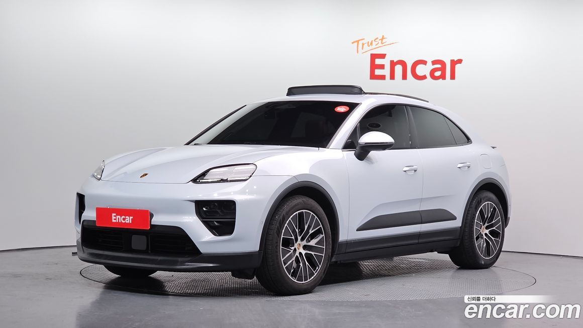 Porsche Macan 2025