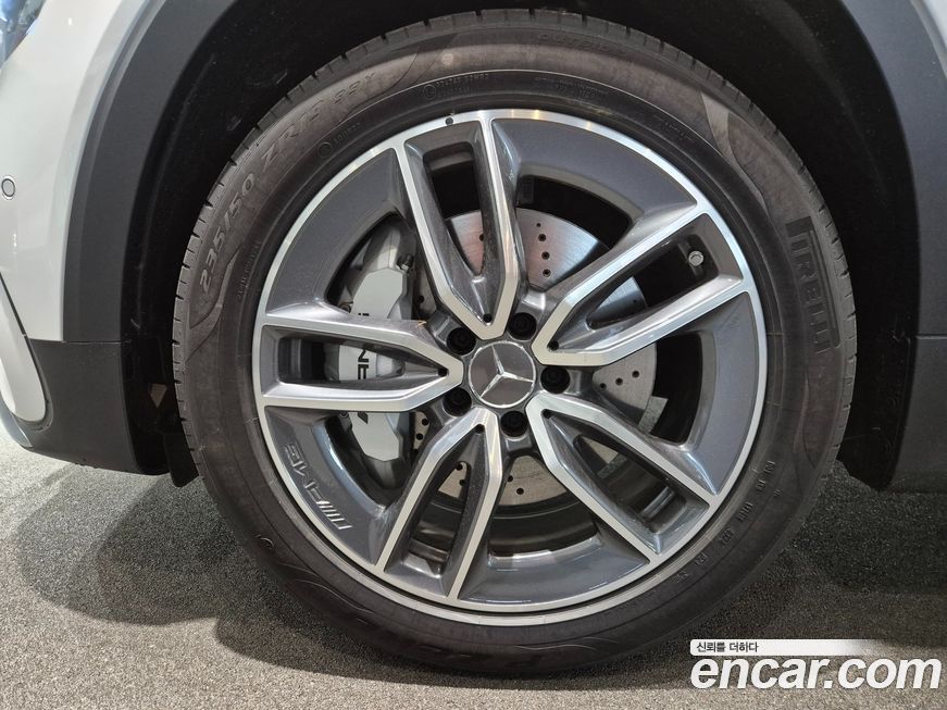 Mercedes-Benz GLB-Class 2026