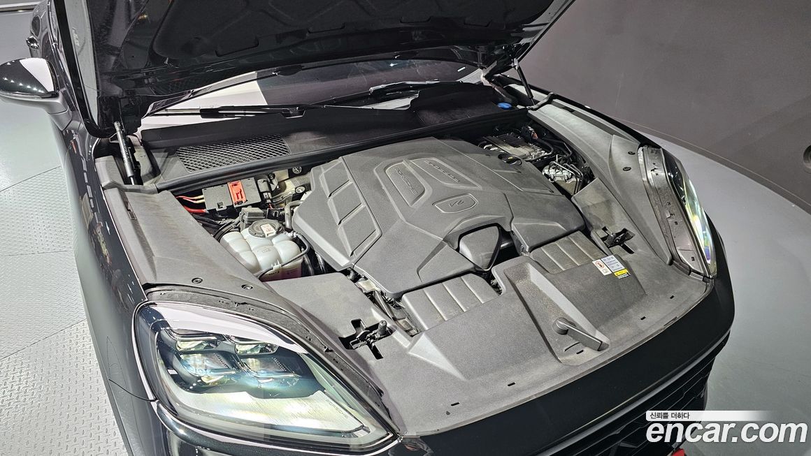 Porsche Cayenne 2024