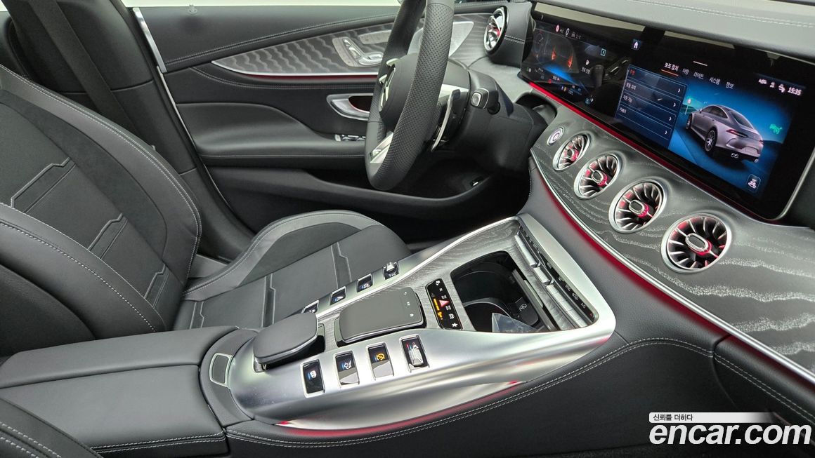 Mercedes-Benz AMG GT 2025