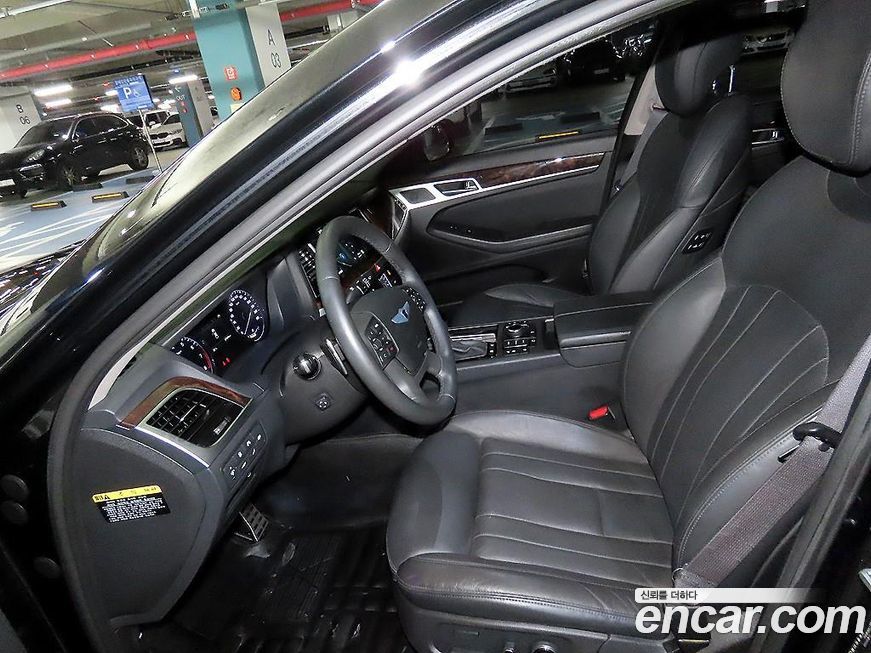 Hyundai Genesis 2016