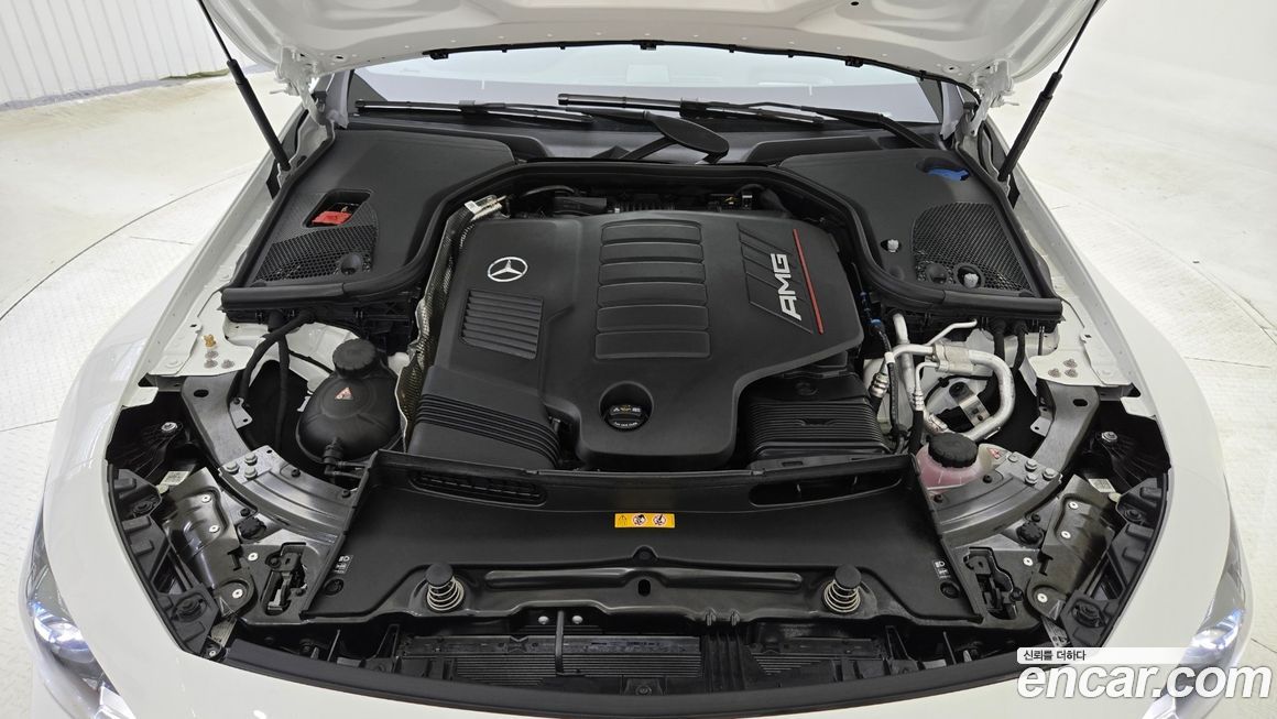 Mercedes-Benz AMG GT 2025