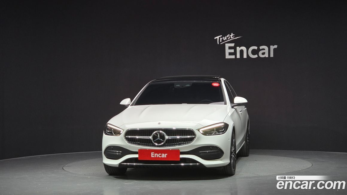 Mercedes-Benz C-Class 2023
