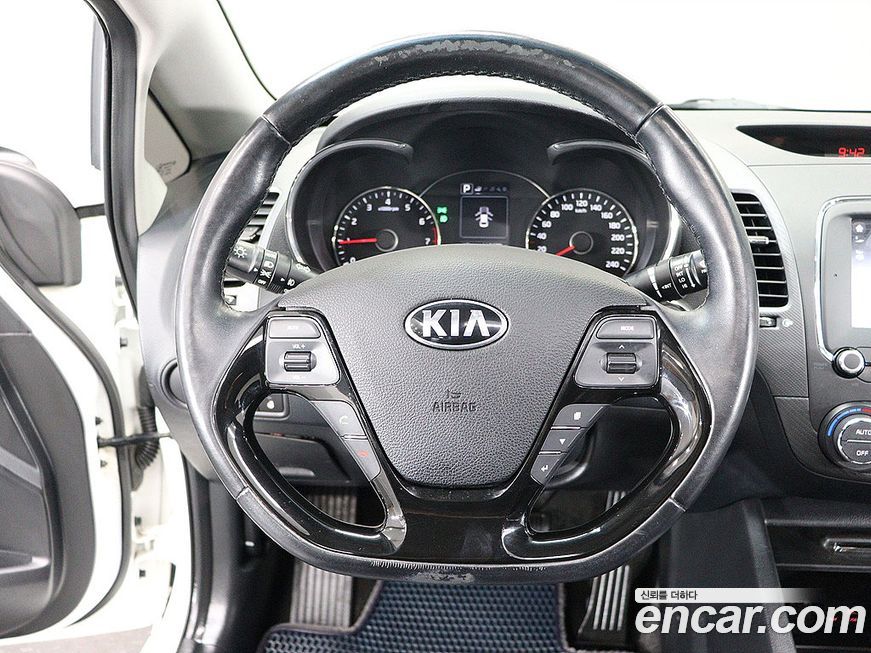 Kia K3 2016