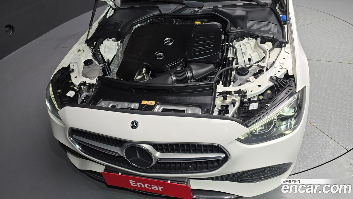 Mercedes-Benz C-Class 2023