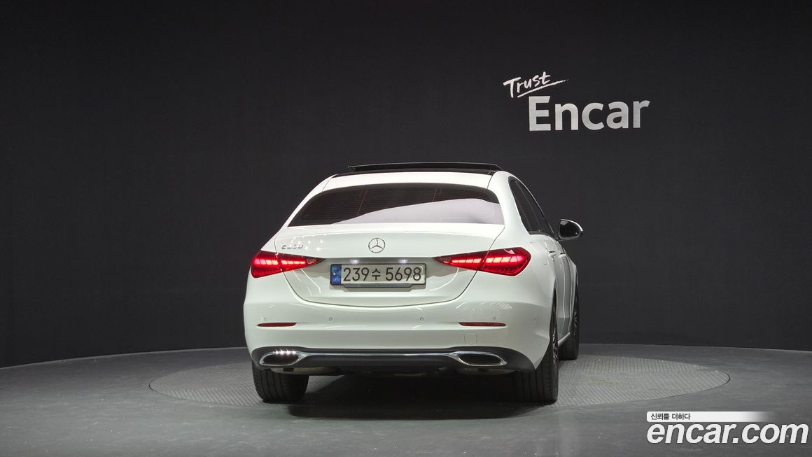 Mercedes-Benz C-Class 2023