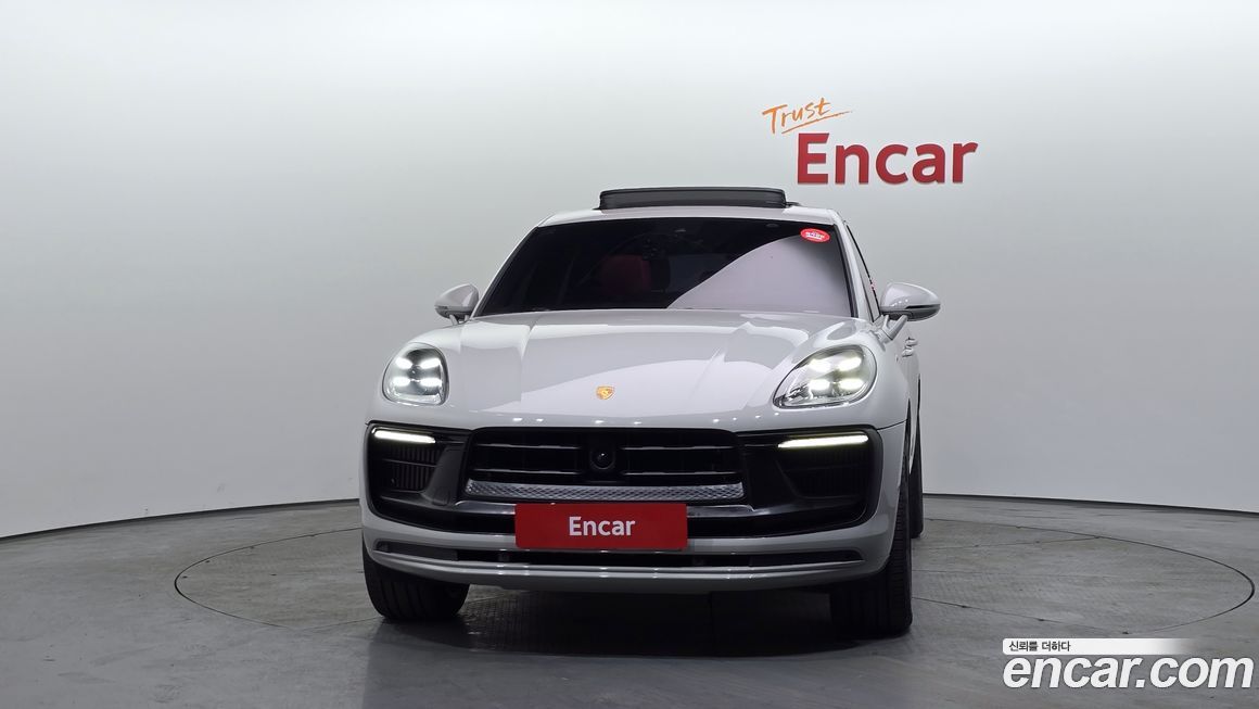 Porsche Macan 2022