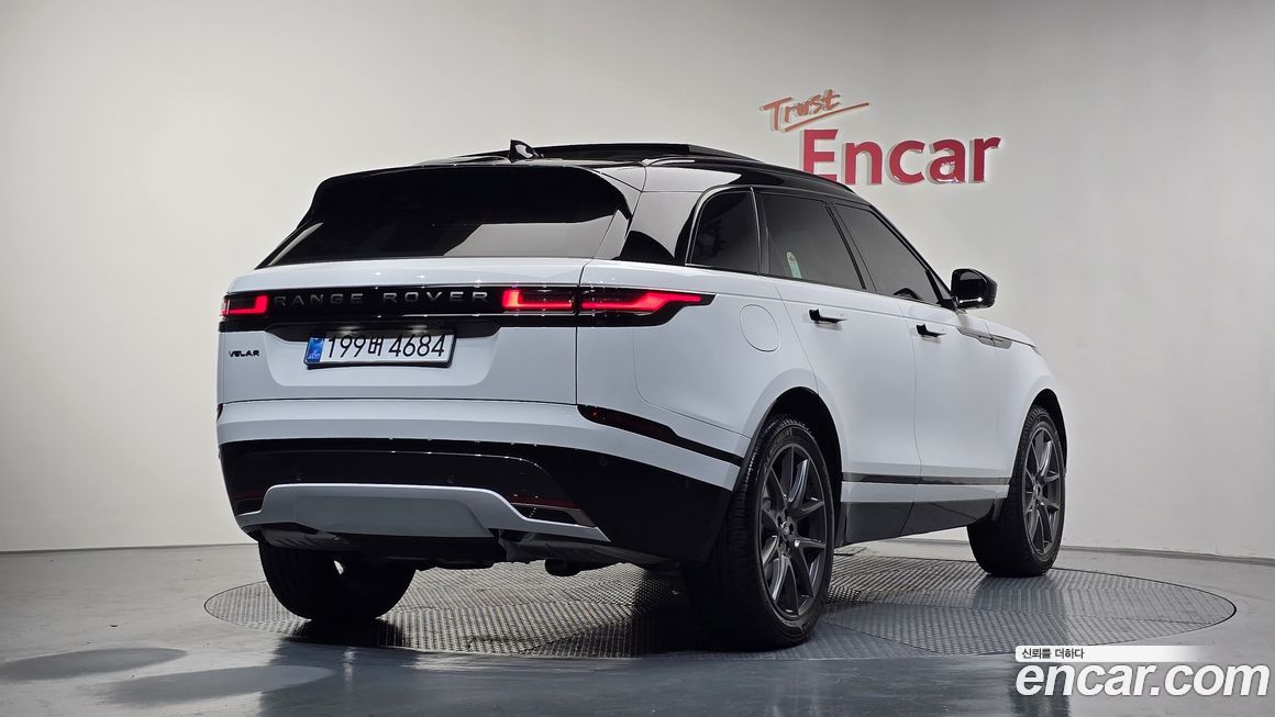Land Rover Range Rover Velar 2025