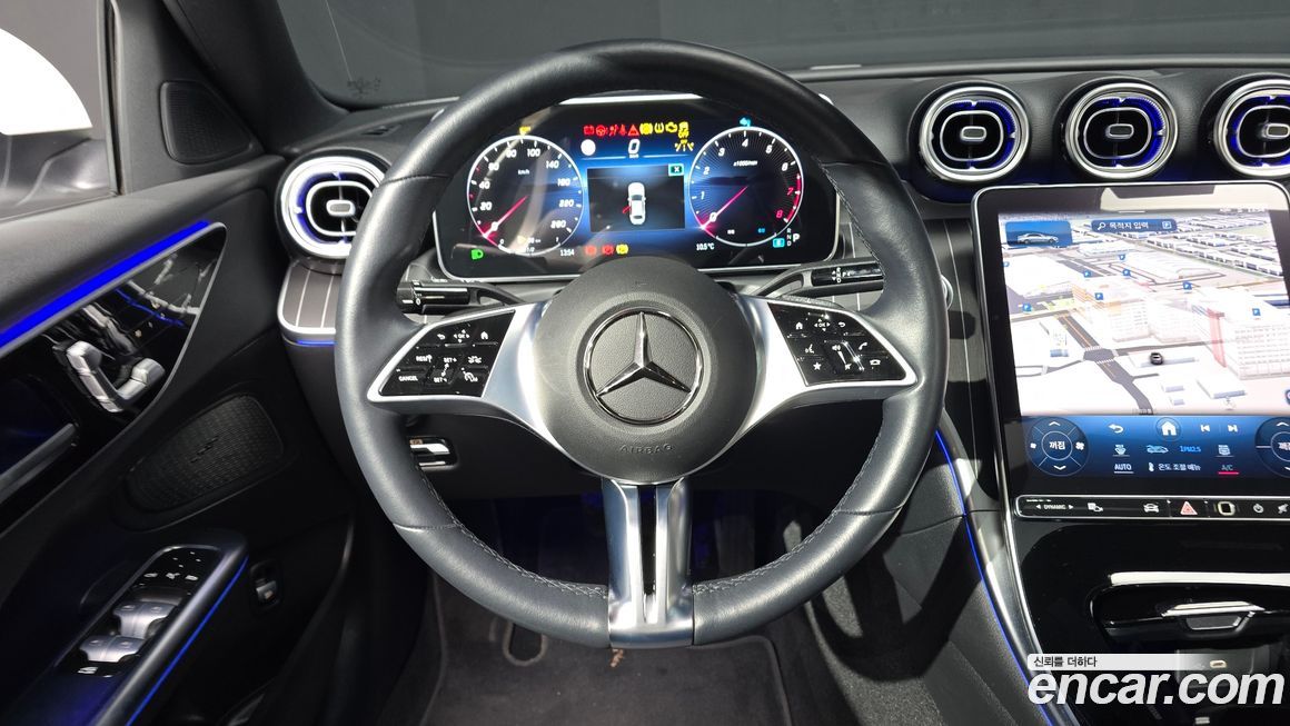 Mercedes-Benz C-Class 2023