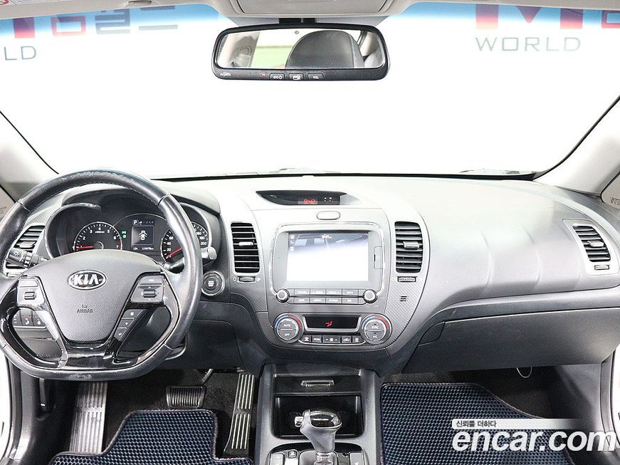 Kia K3 2016