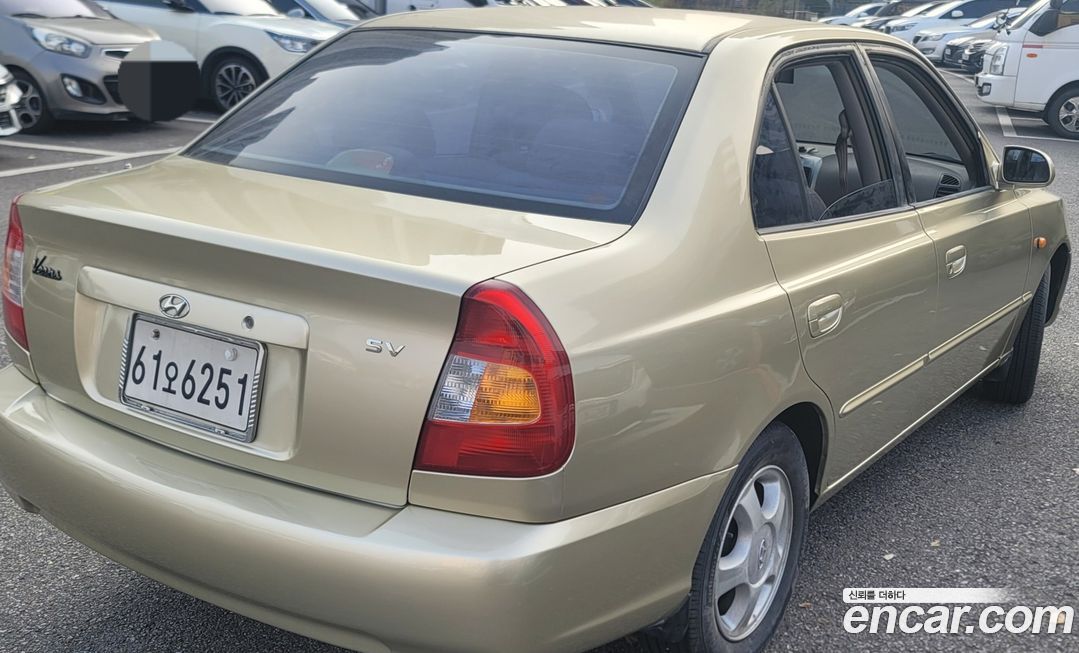 Hyundai Verna 2000