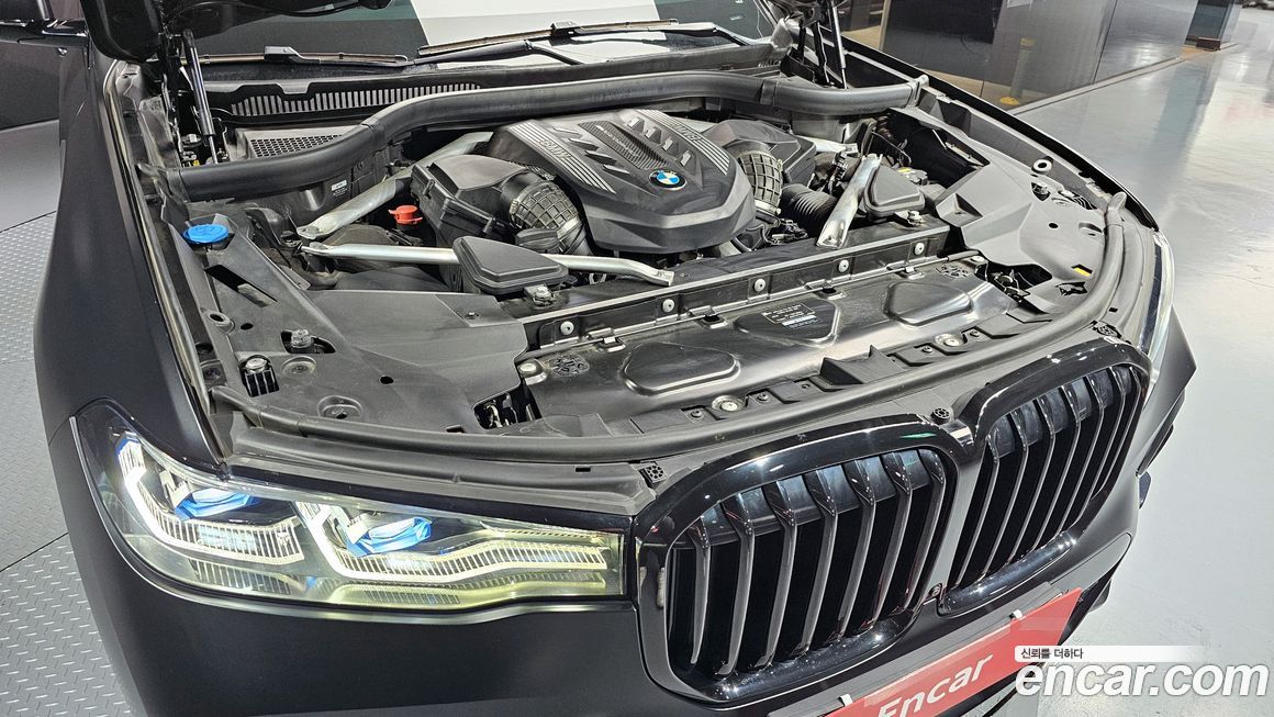 BMW X7 2022