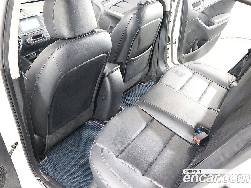 Kia K3 2016
