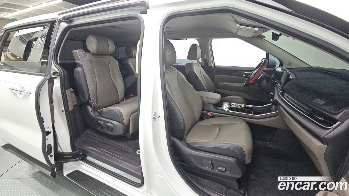 Kia Canival 2024