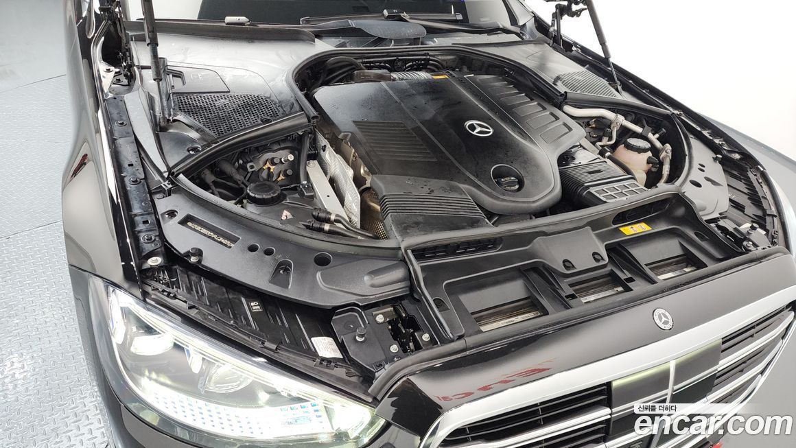 Mercedes-Benz S-Class 2022