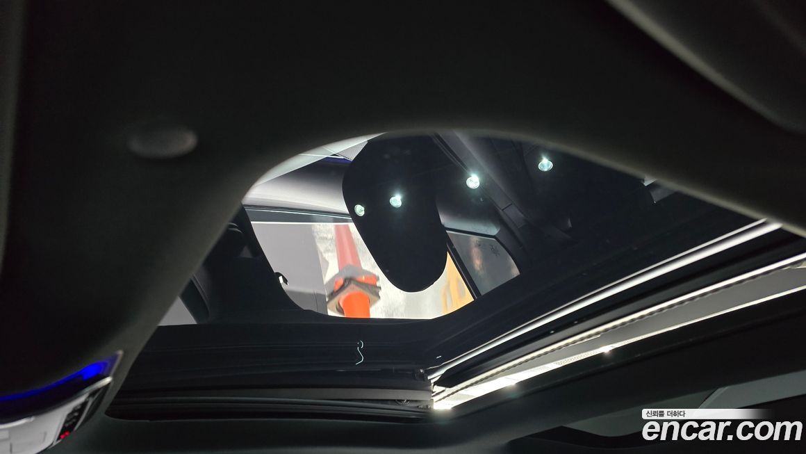 Mercedes-Benz C-Class 2023