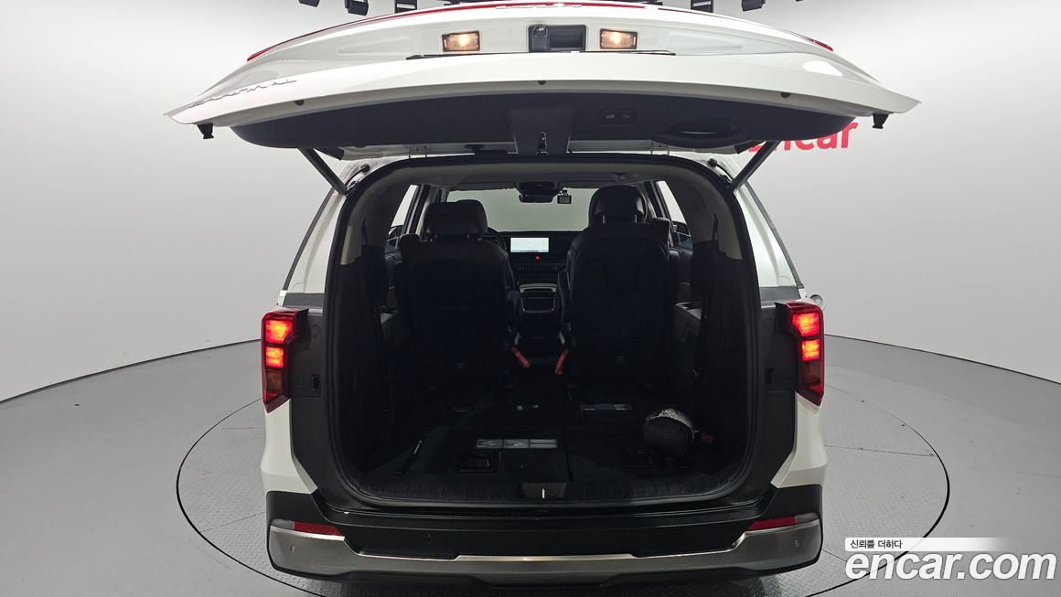 Kia Canival 2024