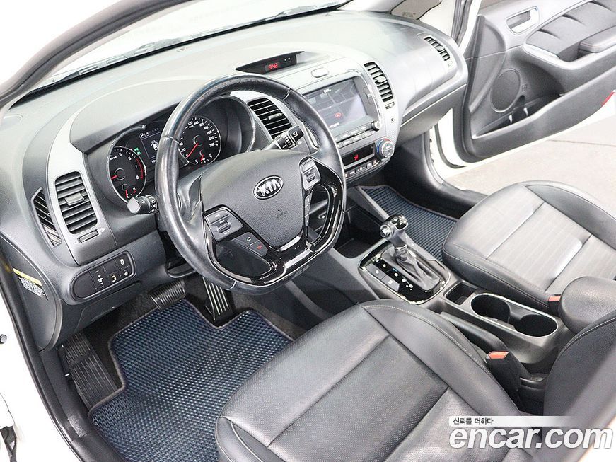 Kia K3 2016