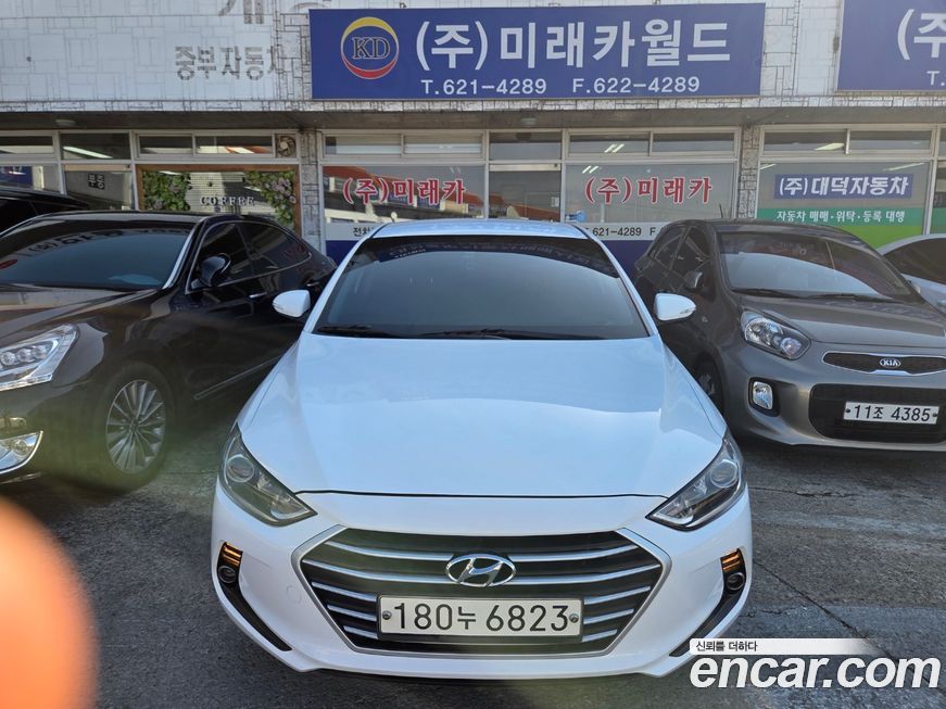 Hyundai AVANTE 2018