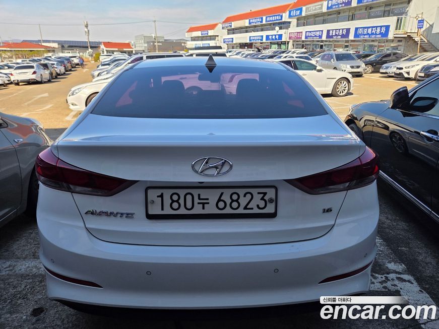Hyundai AVANTE 2018