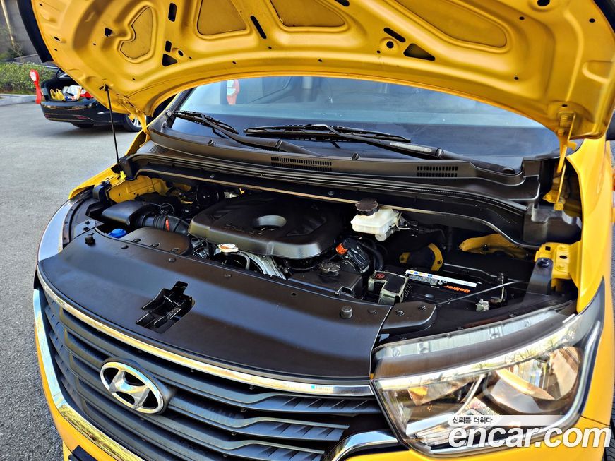 Hyundai Starex 2020