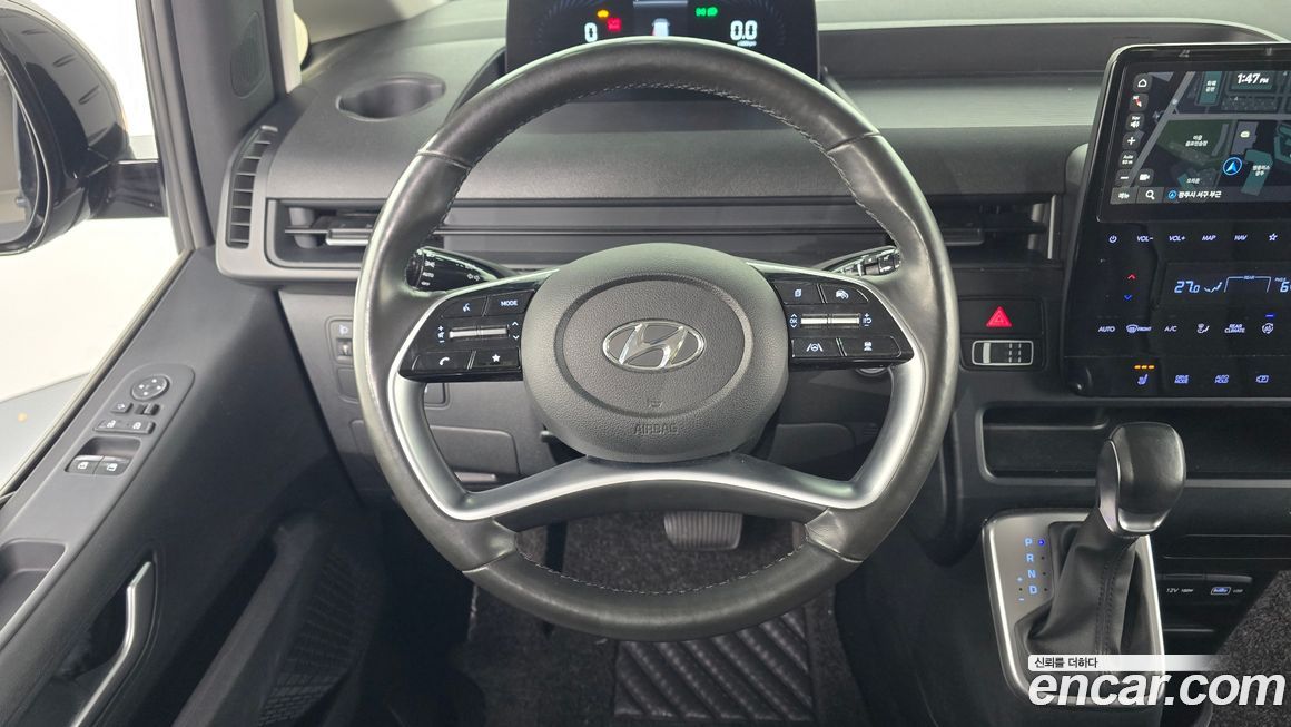 Hyundai Staria 2024