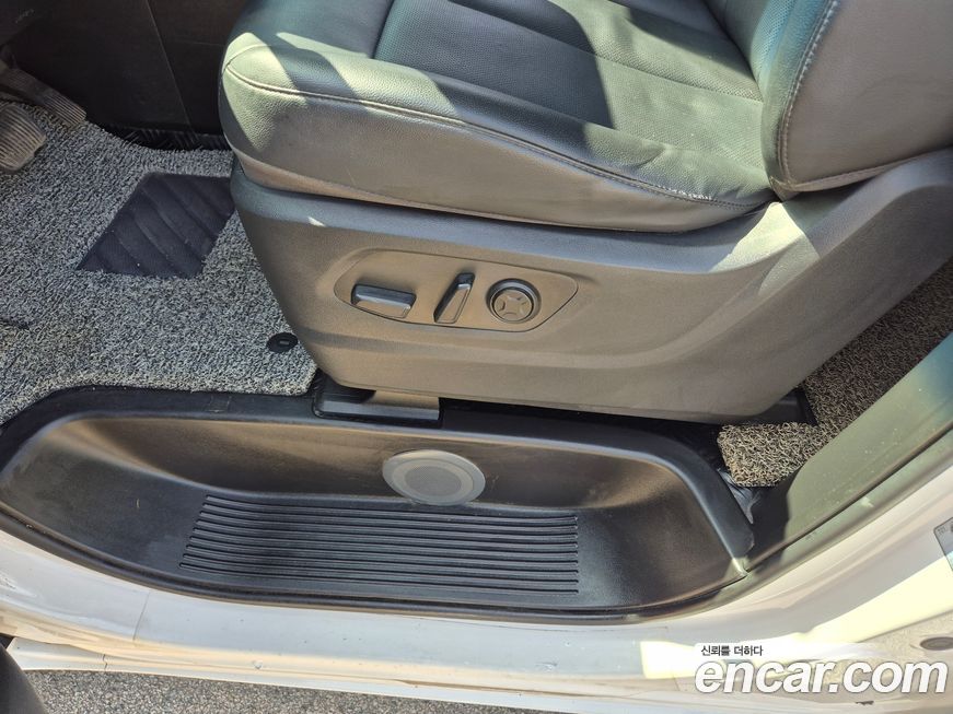 Hyundai Staria 2023