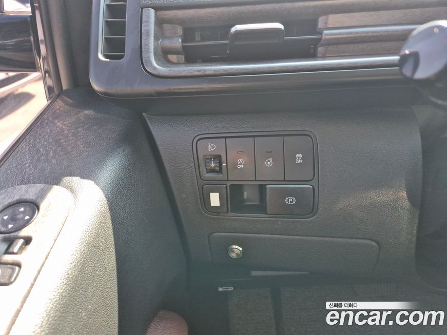 Hyundai Staria 2023