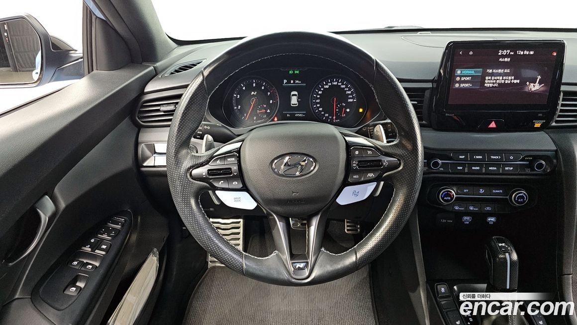 Hyundai Veloster 2021