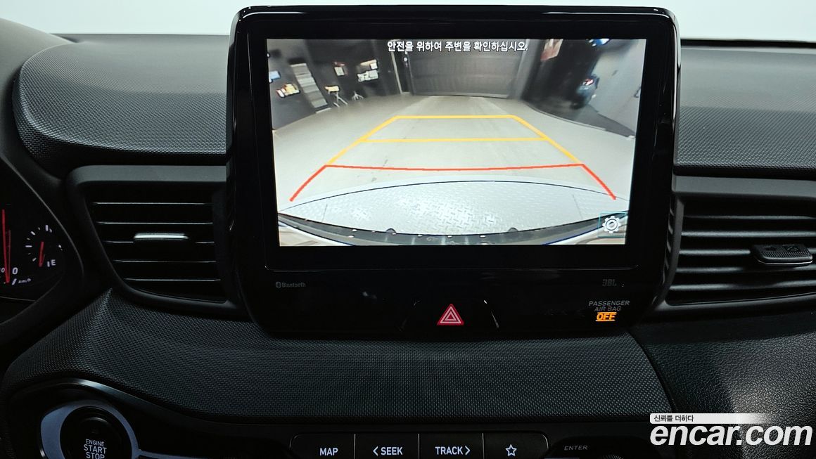 Hyundai Veloster 2021