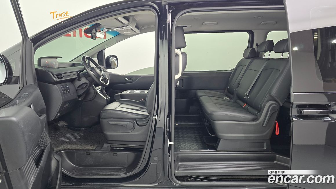Hyundai Staria 2024