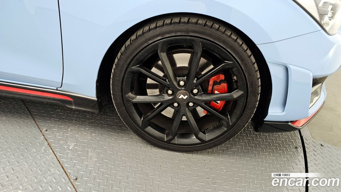Hyundai Veloster 2021