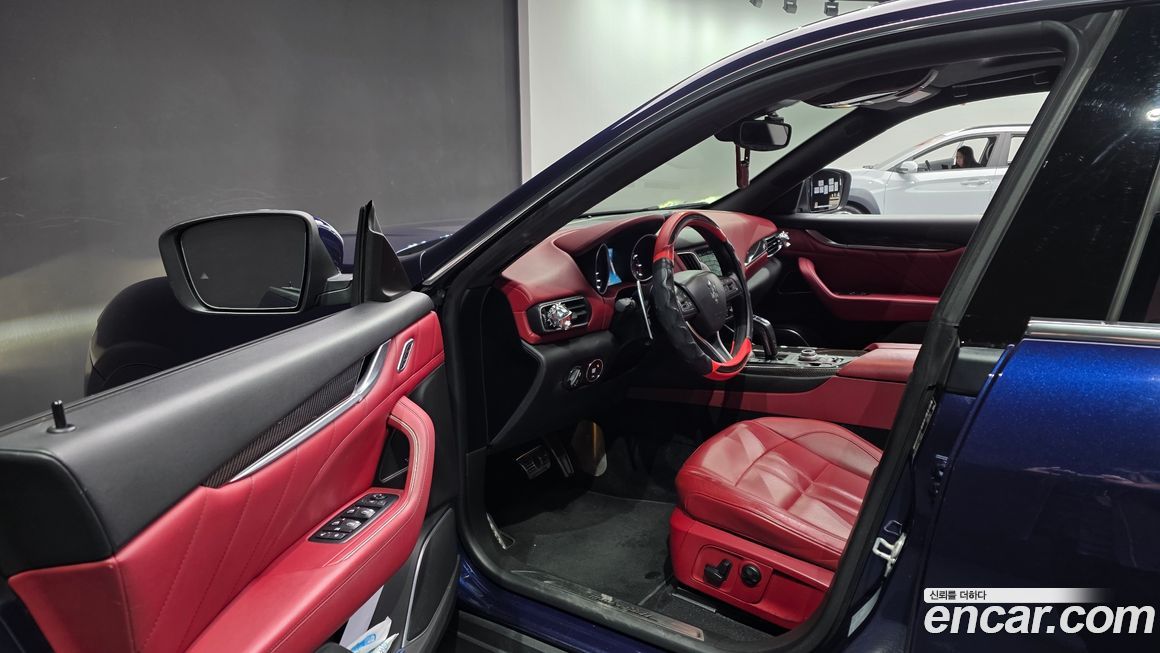 Maserati Levante 2019