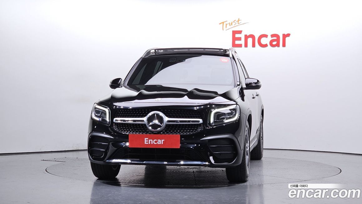 Mercedes-Benz GLB-Class 2021