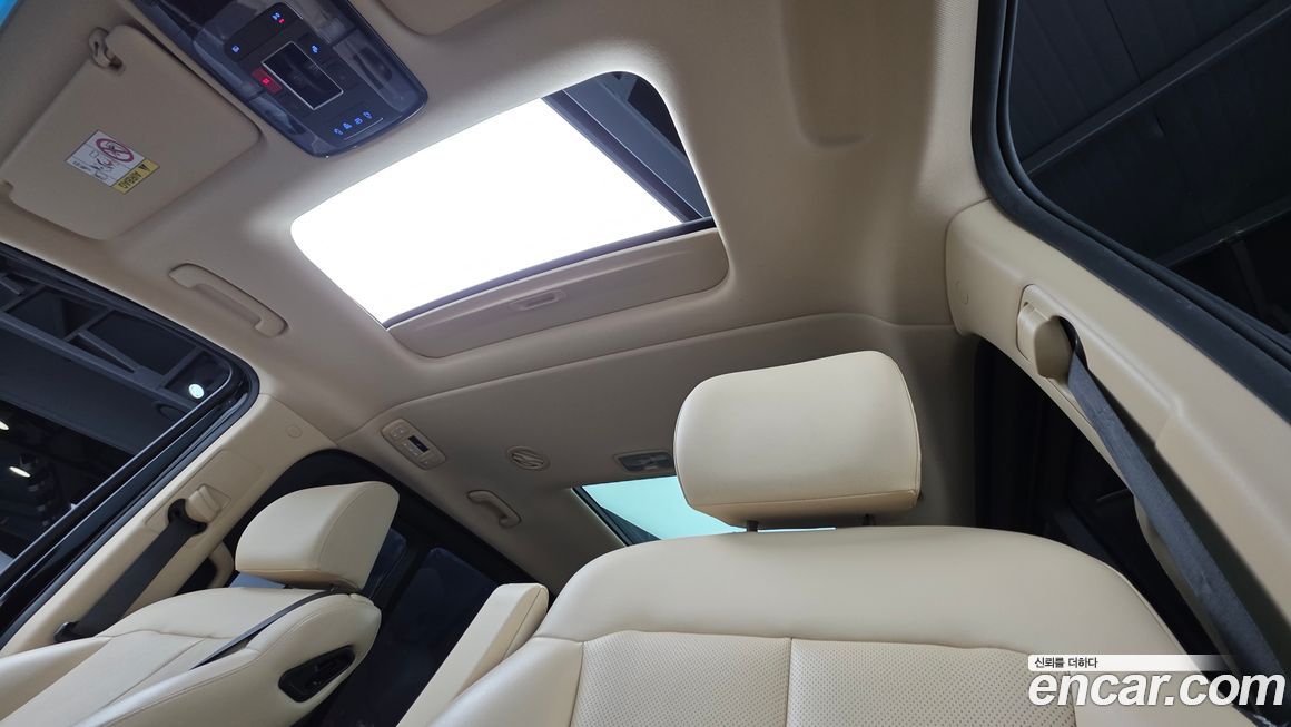 Hyundai Staria 2024