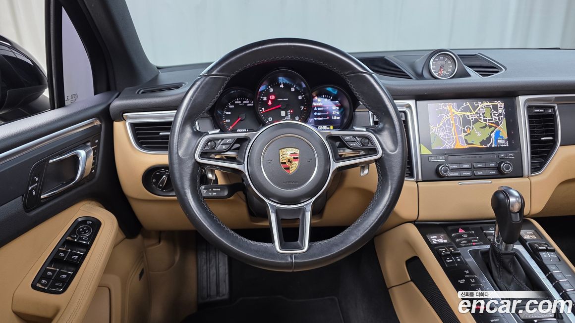 Porsche Macan 2018
