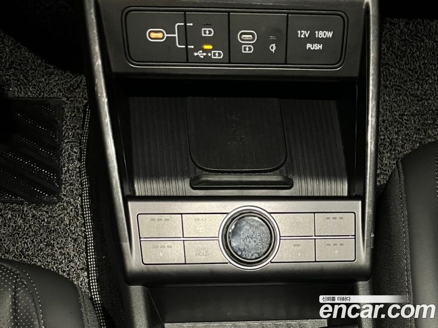 Hyundai Kona 2025