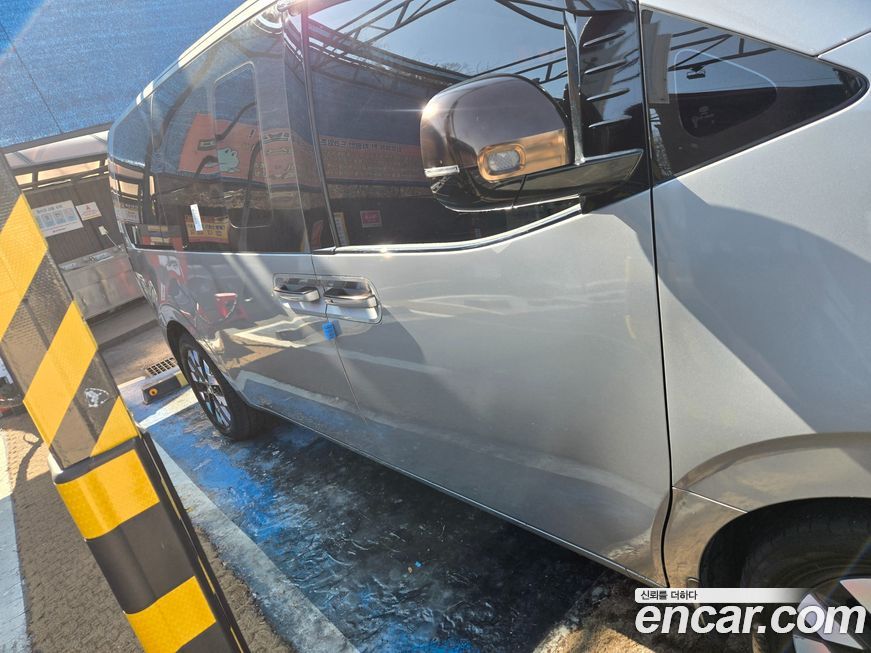 Hyundai Staria 2022